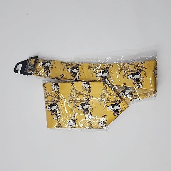 Men's Yayisizu Panda Silk Tie - Picture 1 of 9
